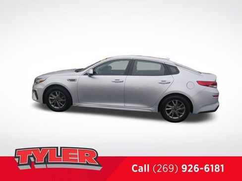 Used 2020 Kia Optima LX FWD image 4