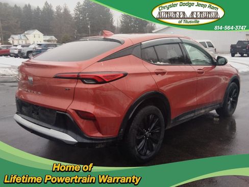 Used 2024 Buick Envista Sport Touring w/ Convenience I Package image 7