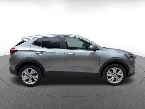 Used 2025 Buick Encore GX Preferred AWD/4WD image 15