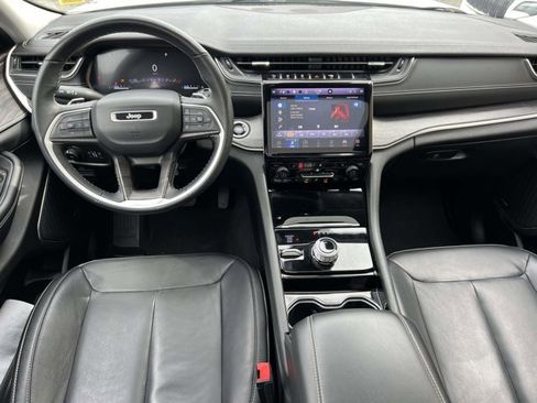 Used 2022 Jeep Grand Cherokee L Limited image 12