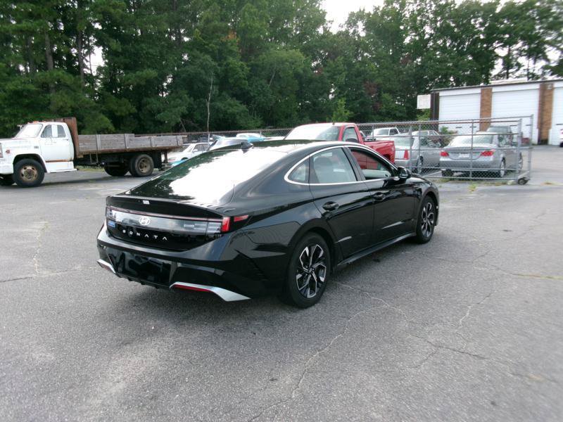 Used 2024 Hyundai Sonata SEL FWD image 6