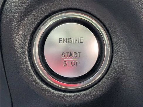 Used 2017 Mercedes-Benz SLC 43 AMG image 17