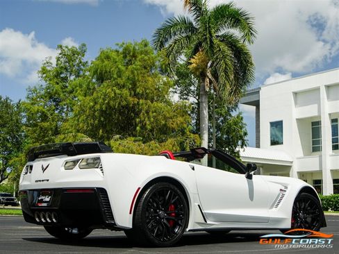 Used 2016 Chevrolet Corvette Z06 w/ 3LZ Preferred Equipment Group RWD image 59