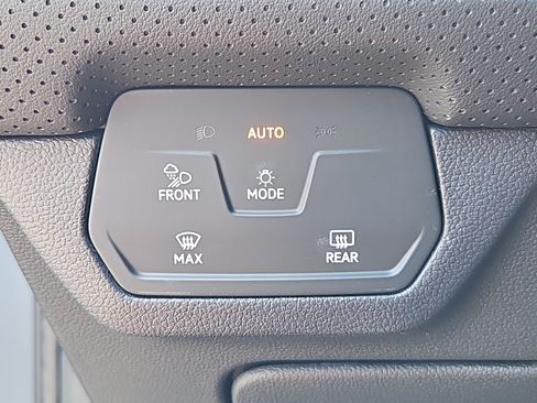 New 2026 Volkswagen Atlas SE AWD/4WD image 9