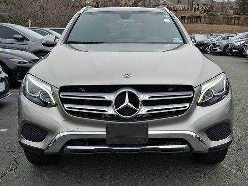 Used 2019 Mercedes-Benz GLC 300 4MATIC image 2