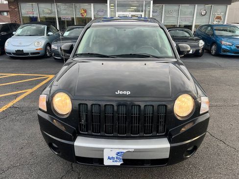 Used 2009 Jeep Compass Limited w/ Sun/Sound Group FWD image 5