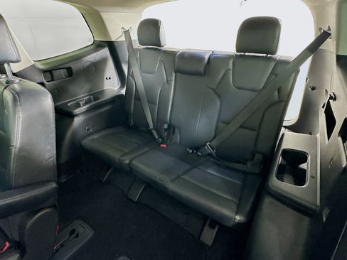 Used 2025 Kia Telluride S image 30