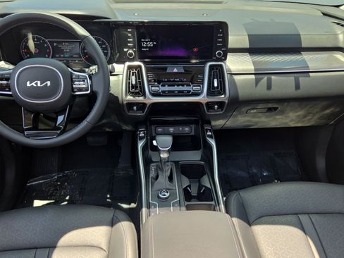 Used 2023 Kia Sorento S w/ Panoramic Sunroof Package FWD image 14