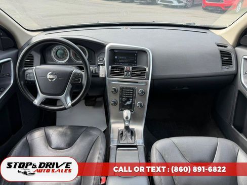 Used 2013 Volvo XC60 T6 AWD/4WD image 10