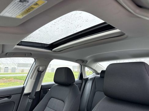 Used 2023 Honda Civic EX image 4