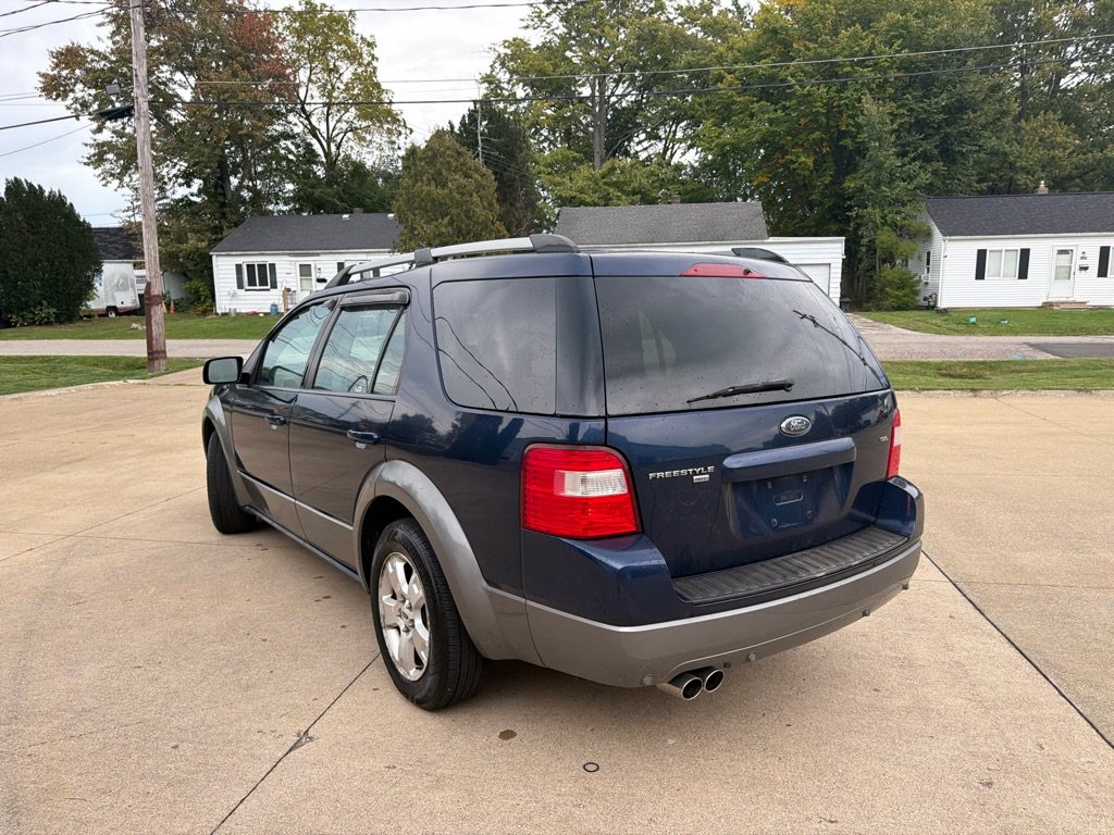 Used 2006 Ford Freestyle SEL AWD/4WD image 8