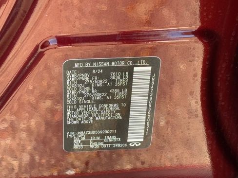 Certified 2025 INFINITI QX80 Luxe RWD image 30