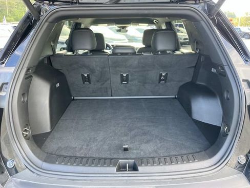 Used 2025 Chevrolet Equinox LT w/ Convenience Package II AWD/4WD image 18