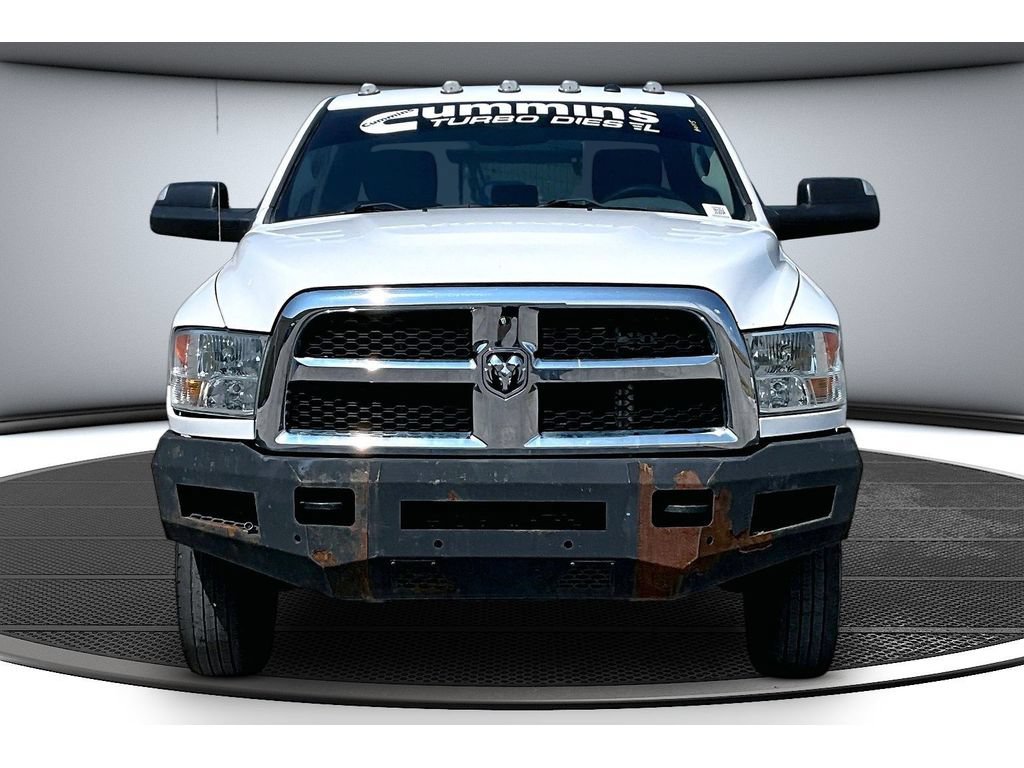 Used 2018 RAM 3500 Tradesman w/ Chrome Appearance Group AWD/4WD image 4