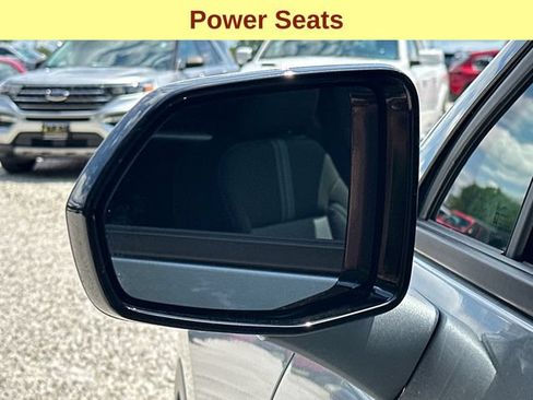 Certified 2025 Chevrolet Blazer LT AWD/4WD image 8