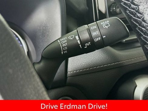 Used 2021 Toyota RAV4 XLE FWD image 16