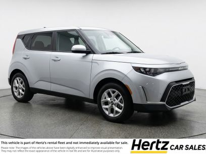 Used 2025 Kia Soul LX w/ LX Technology Package