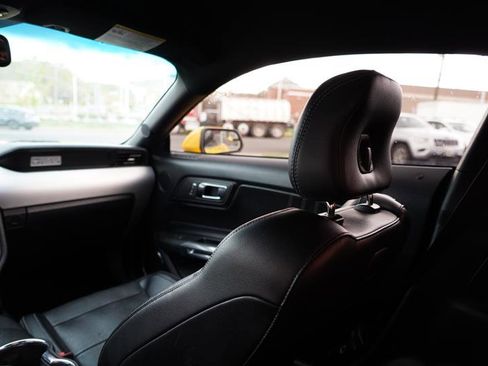 Used 2015 Ford Mustang GT Premium image 32