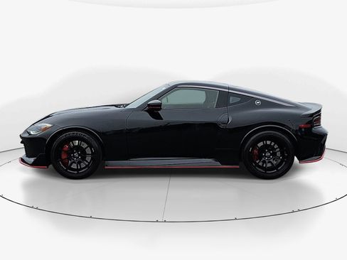Used 2024 Nissan Z NISMO w/ Floor Mat Package image 6