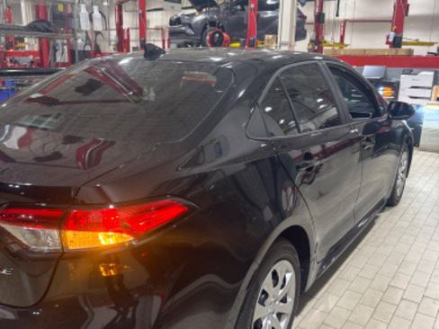 Used 2024 Toyota Corolla LE image 6