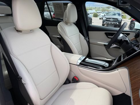 Certified 2026 Mercedes-Benz GLC 300 4MATIC image 24