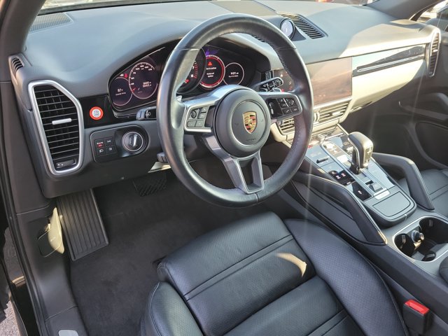 Certified 2023 Porsche Cayenne AWD/4WD image 25
