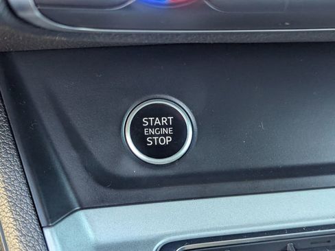 Used 2021 Audi Q3 2.0T Premium w/ Convenience Package image 17