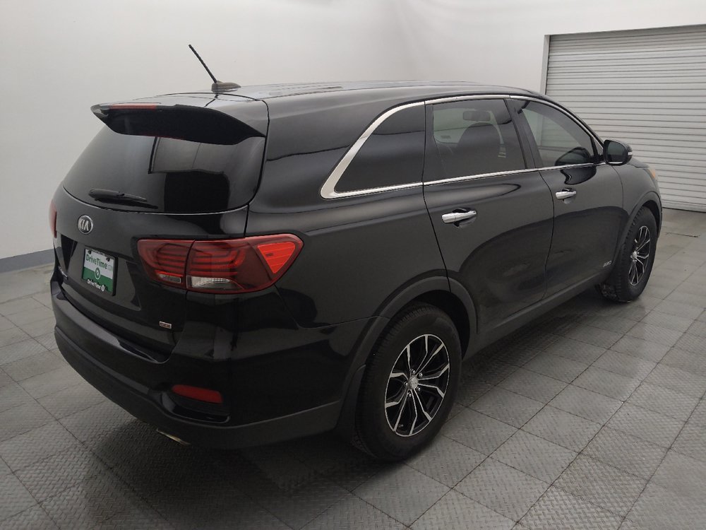 Used 2019 Kia Sorento AWD image 9