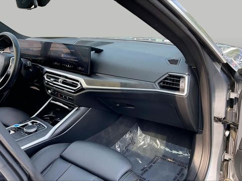 Used 2024 BMW i4 eDrive40 w/ Premium Package RWD image 18