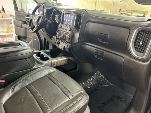 Used 2022 GMC Sierra 2500 Denali AWD/4WD image 30