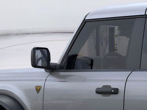 Used 2026 Ford Bronco Badlands AWD/4WD image 22
