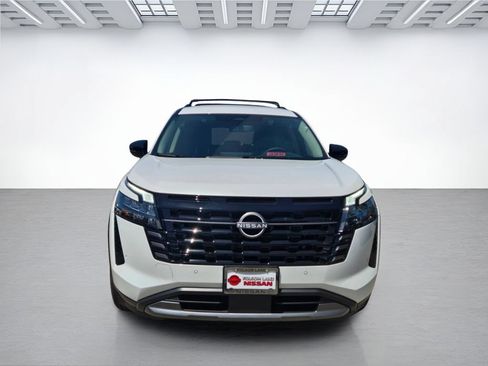New 2026 Nissan Pathfinder SL AWD/4WD image 2