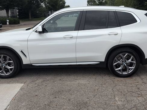 Used 2023 BMW X3 xDrive30i w/ Premium Package AWD/4WD image 2