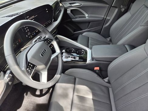 Certified 2025 Audi Q5 Premium Plus w/ Premium Plus image 17