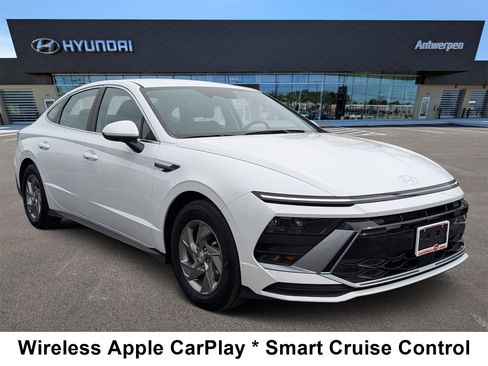 Certified 2025 Hyundai Sonata SE image 1