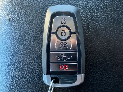 Used 2021 Ford F250 Lariat w/ Tremor Off-Road Package image 33