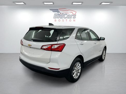 Used 2019 Chevrolet Equinox LS AWD/4WD image 4