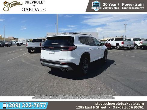 Used 2025 GMC Acadia Elevation image 11