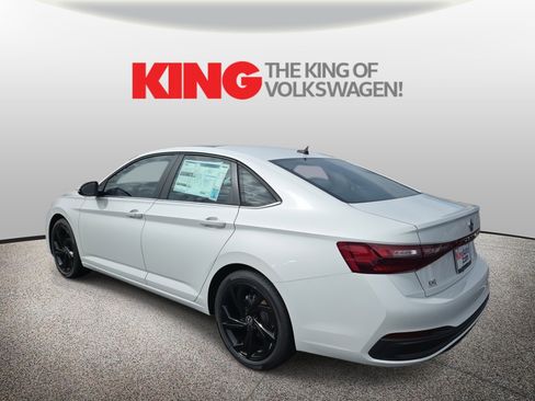 New 2026 Volkswagen Jetta SE image 6