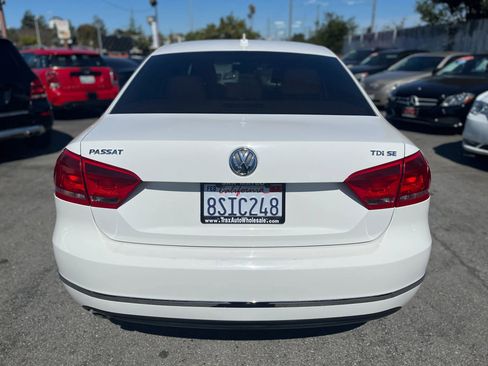 Used 2013 Volkswagen Passat TDI SE image 6