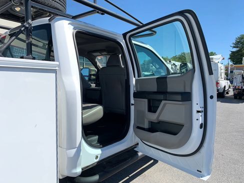 Used 2018 Ford F350 XL w/ Power Equipment Group AWD/4WD image 33