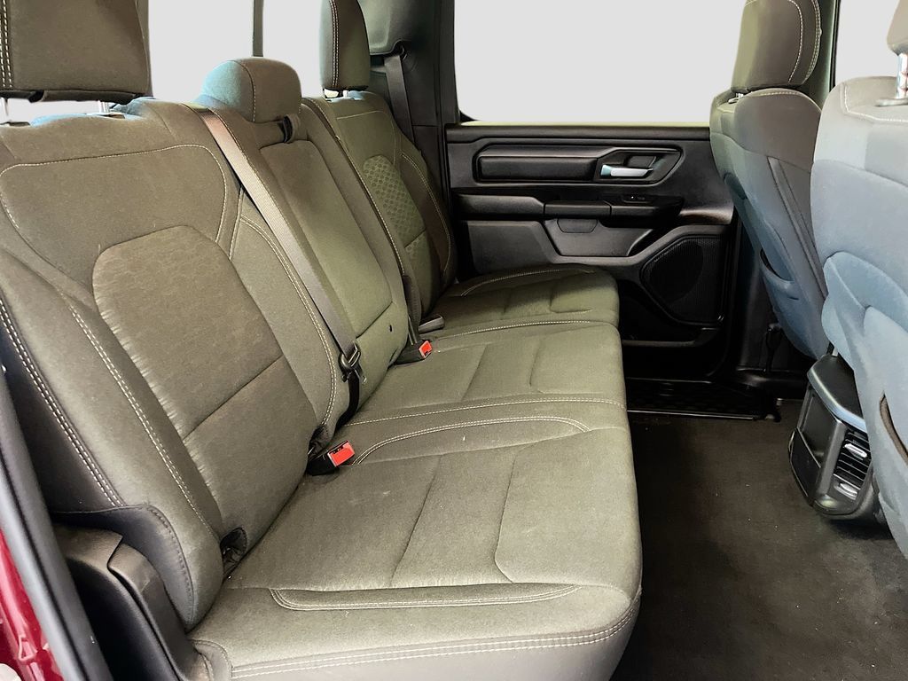 Used 2025 RAM 1500 Warlock AWD/4WD image 25