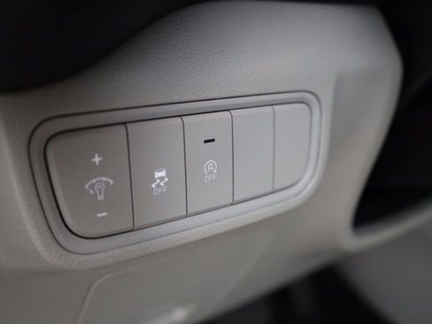 Used 2025 Kia Soul LX image 17