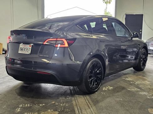 Used 2020 Tesla Model Y Long Range AWD/4WD image 4