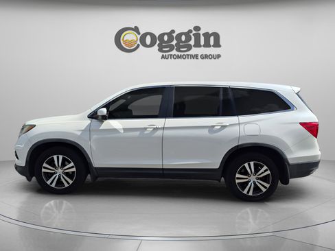 Used 2018 Honda Pilot EX image 3