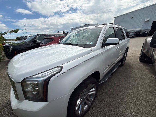 Used 2017 GMC Yukon SLT w/ Premium Edition AWD/4WD image 1