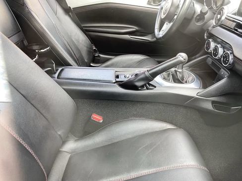Used 2016 MAZDA MX-5 Miata Grand Touring RWD image 9