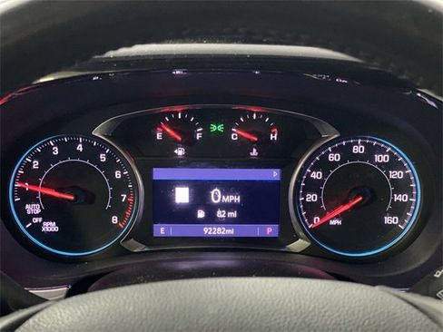 Used 2021 Chevrolet Traverse LT w/ LT Premium Package image 11