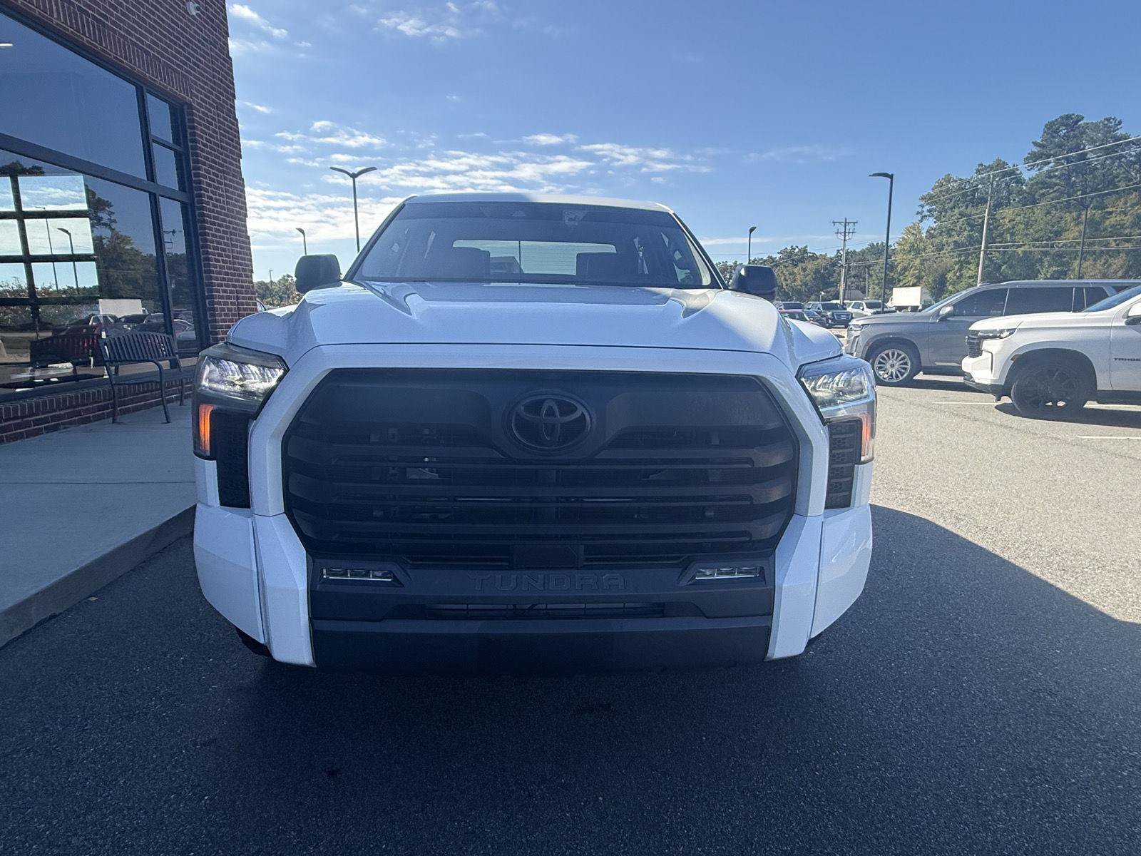Used 2022 Toyota Tundra SR5 AWD/4WD image 28