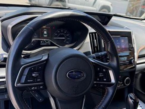 Used 2021 Subaru Crosstrek 2.0i Premium AWD/4WD image 9
